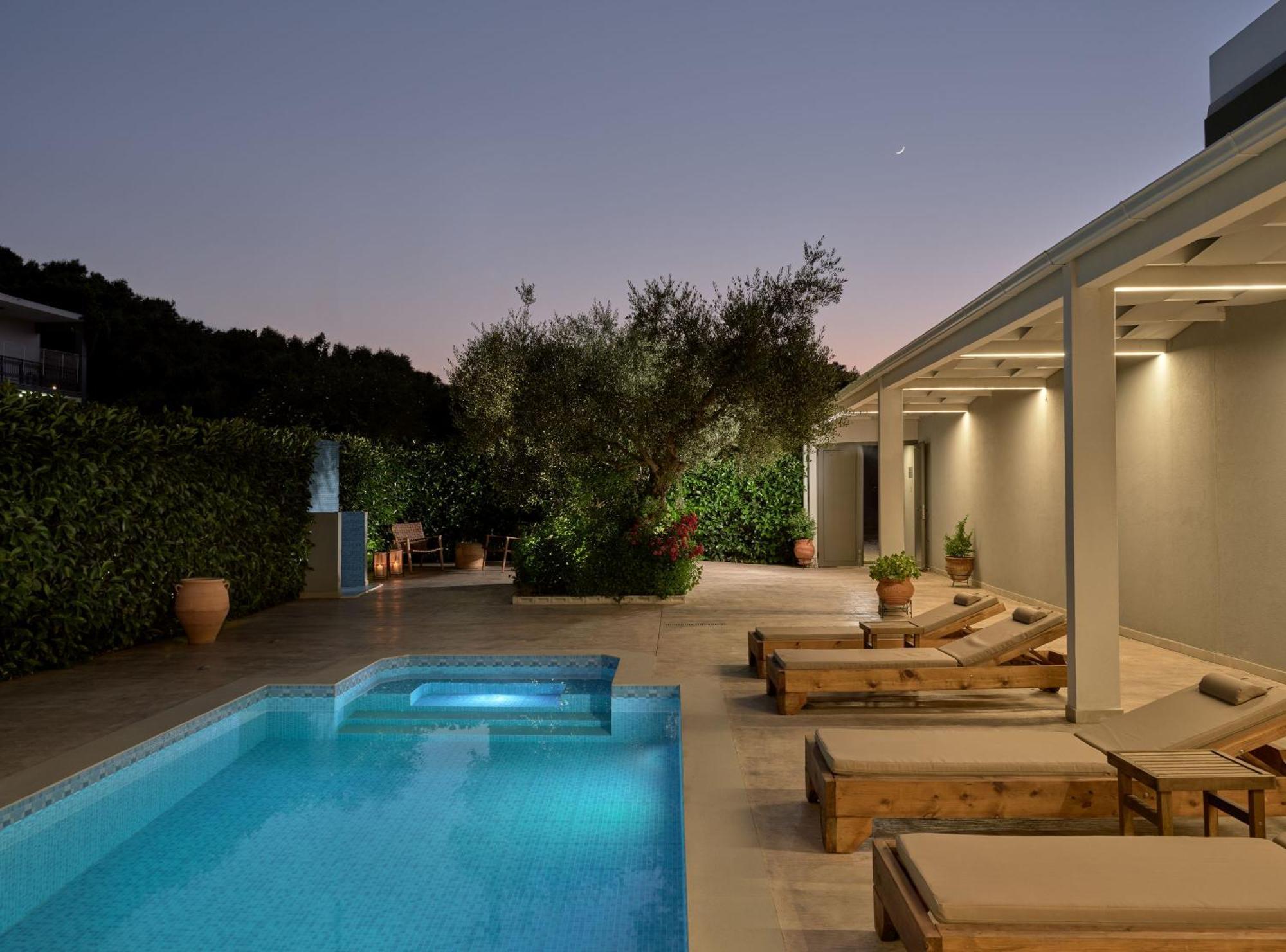 טסיליבי Jasmine Suites With Private Pool מראה חיצוני תמונה